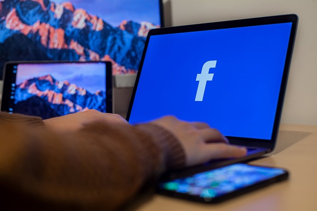 15 Ways You Can Make Money With Facebook
