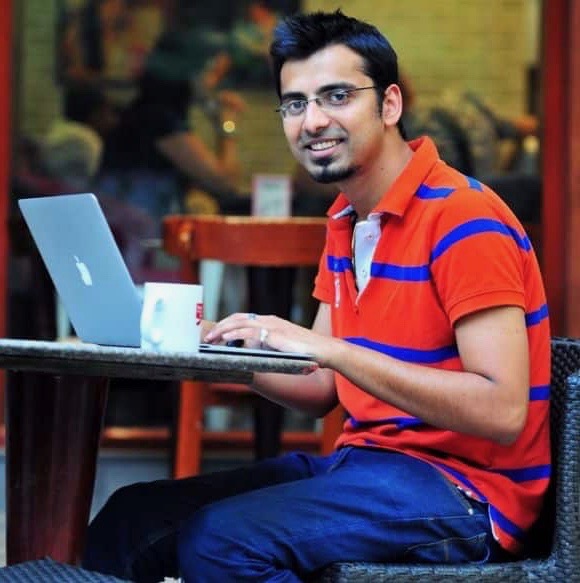 How HARSH AGARWAL started his career with Blogging? | ShoutMeLoud