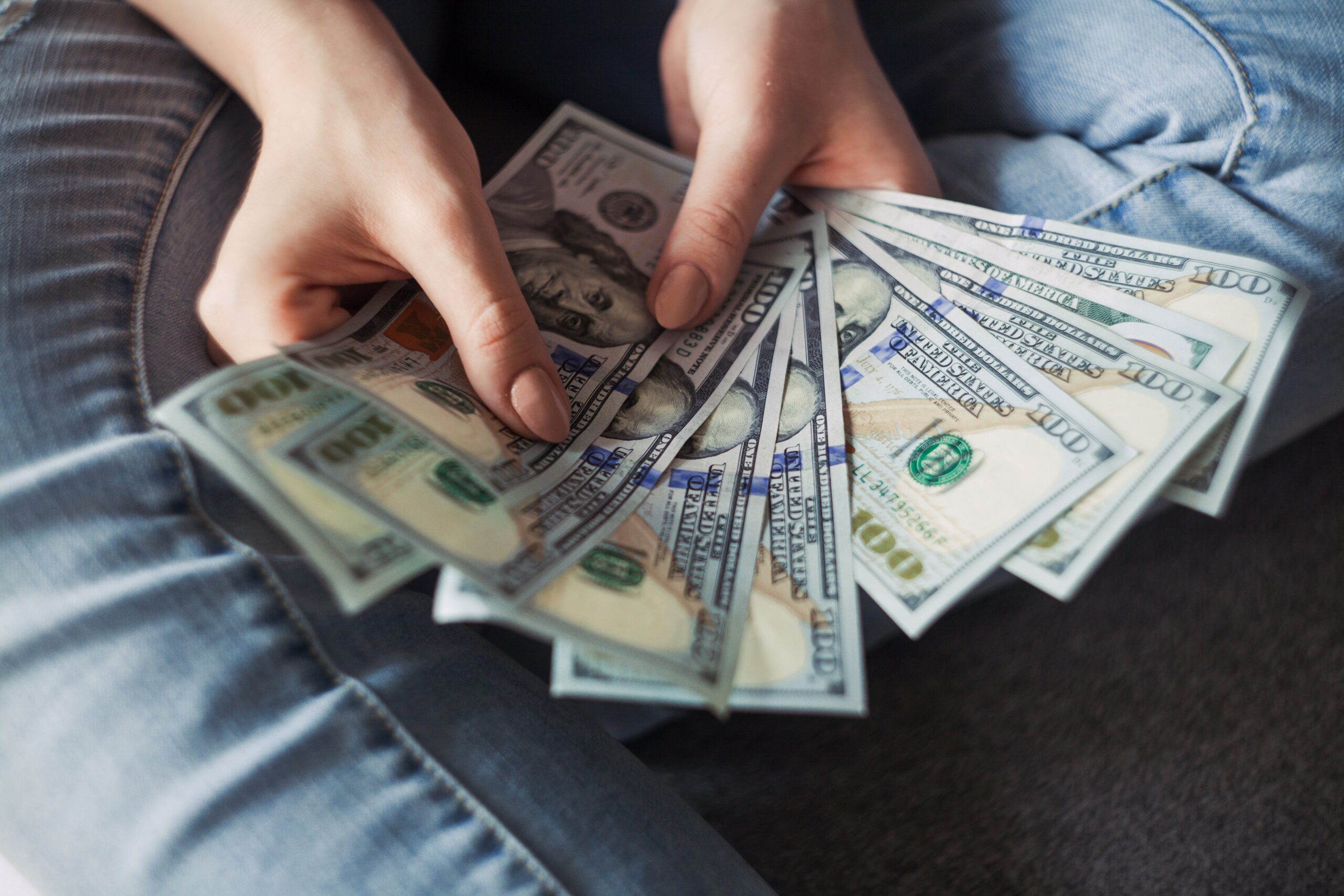 27 Best Money-Making Apps For Fast Cash
