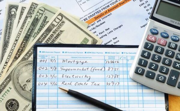Tracking Your Expenses Helps You Meet Your Financial Objectives  www.paypant.com