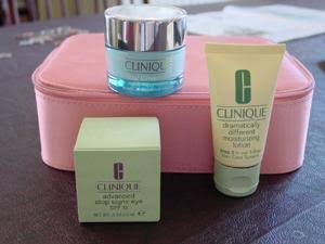 Clinique gives free shipping with no minimum orders  www.paypant.com