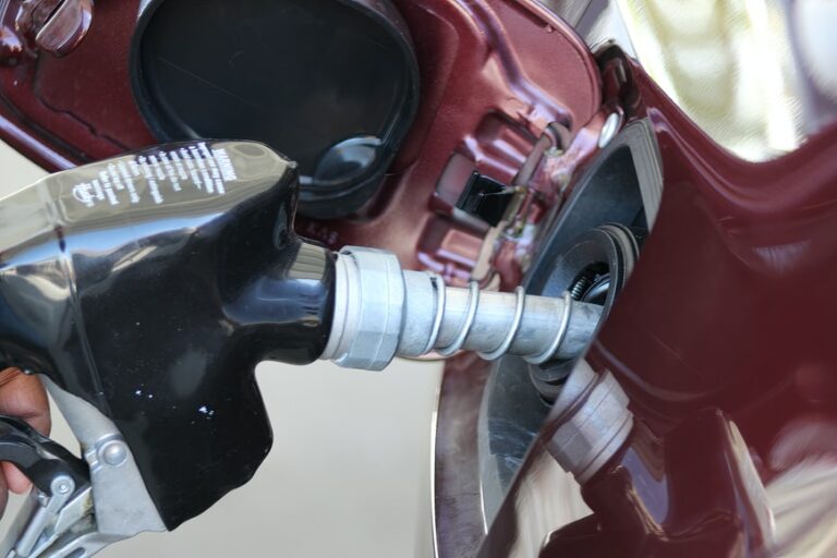12 Best Apps to Find Cheap Gas Near Me