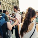 4 Best Sites That Pay You To Be A Local Tour Guide in Your Hometown
