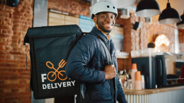 Description of food delivery man making more than $100 in a day